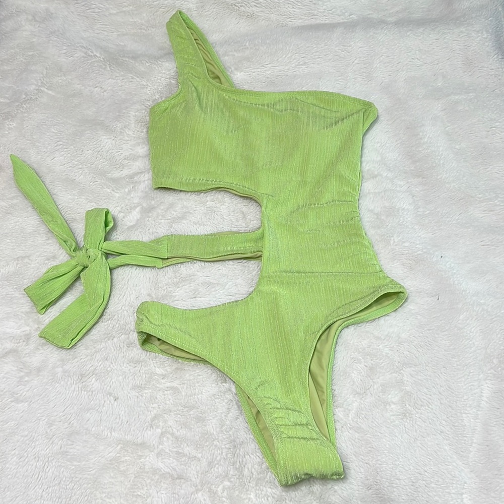 Lulus Lime Green cutout swimsuit size small NWT - Picture 6 of 6